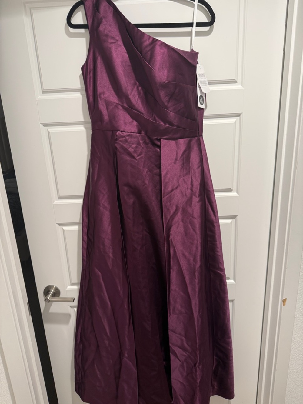 One-Shoulder Plum Satin Formal Dress